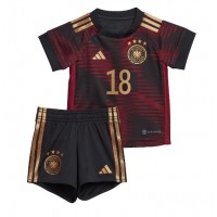 Tyskland Jonas Hofmann #18 Fotballklær Bortedraktsett Barn VM 2022 Kortermet (+ korte bukser)